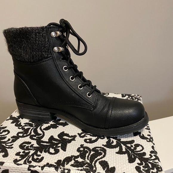 Call It Spring - Women’s booties - Size 10 - Picture 8 of 10